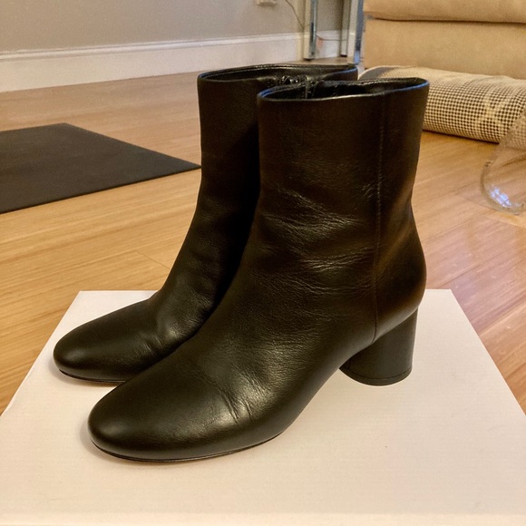 VINCE Black Leather Tillie Booties - Picture 7 of 14